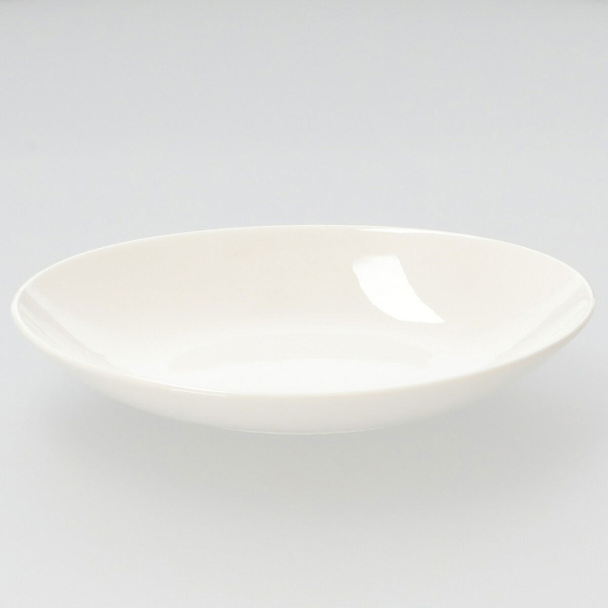 20CM White Porcelain Oval Bowl