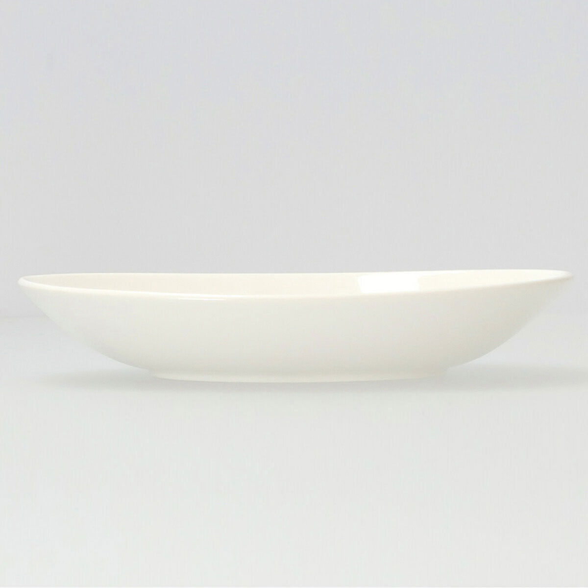 20CM White Porcelain Oval Bowl